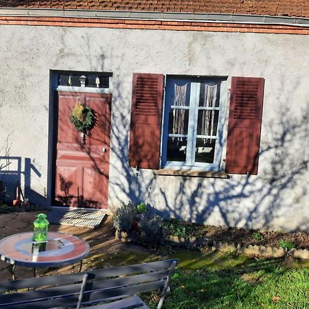 Notre Village Papillon Bed&Breakfast Neret Екстериор снимка