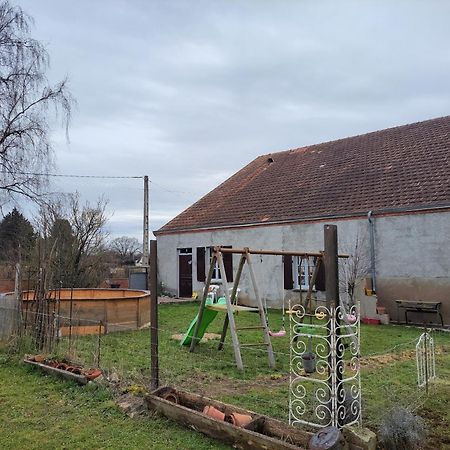 Notre Village Papillon Bed&Breakfast Neret Екстериор снимка