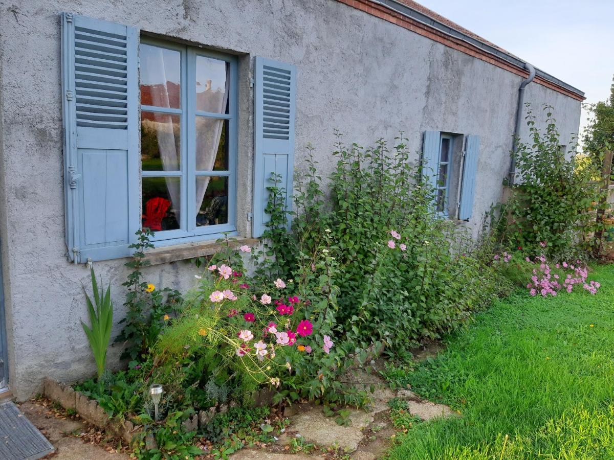 Notre Village Papillon Bed&Breakfast Neret Екстериор снимка