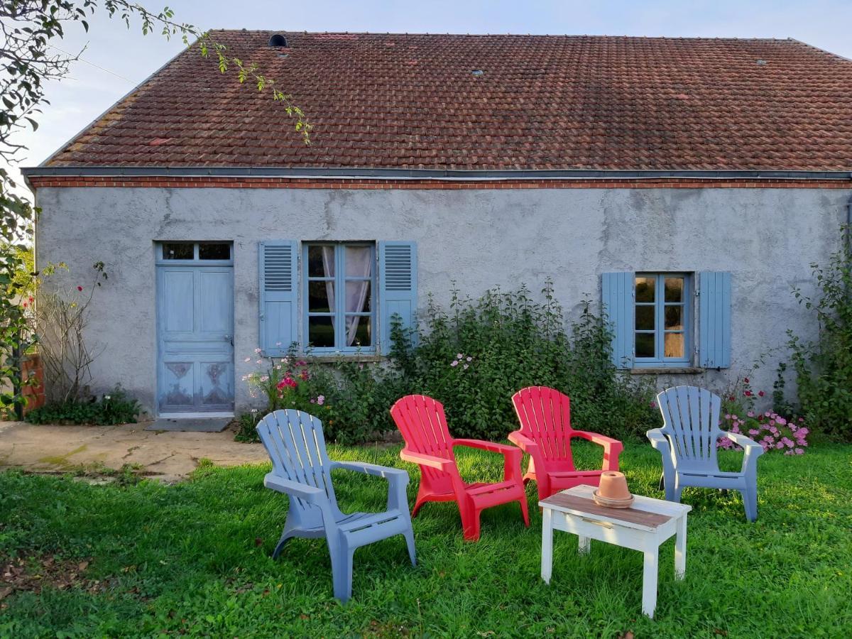 Notre Village Papillon Bed&Breakfast Neret Екстериор снимка
