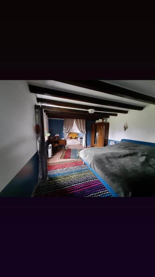 Notre Village Papillon Bed&Breakfast Neret Екстериор снимка