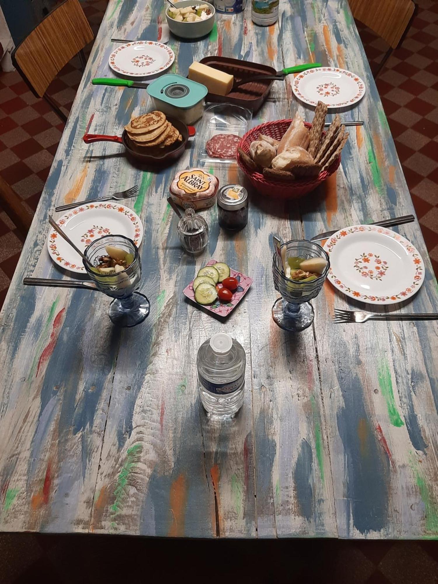 Notre Village Papillon Bed&Breakfast Neret Екстериор снимка